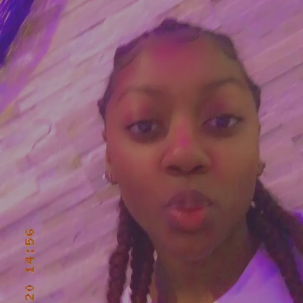 Meet your Posher, Aniya